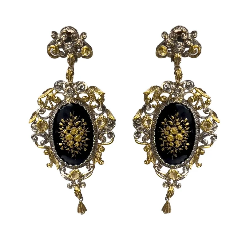 Light clay earrings-Antique 18k Yellow Gold Painted Oval Cabochon Onyx & Pearl Earrings 36.5g