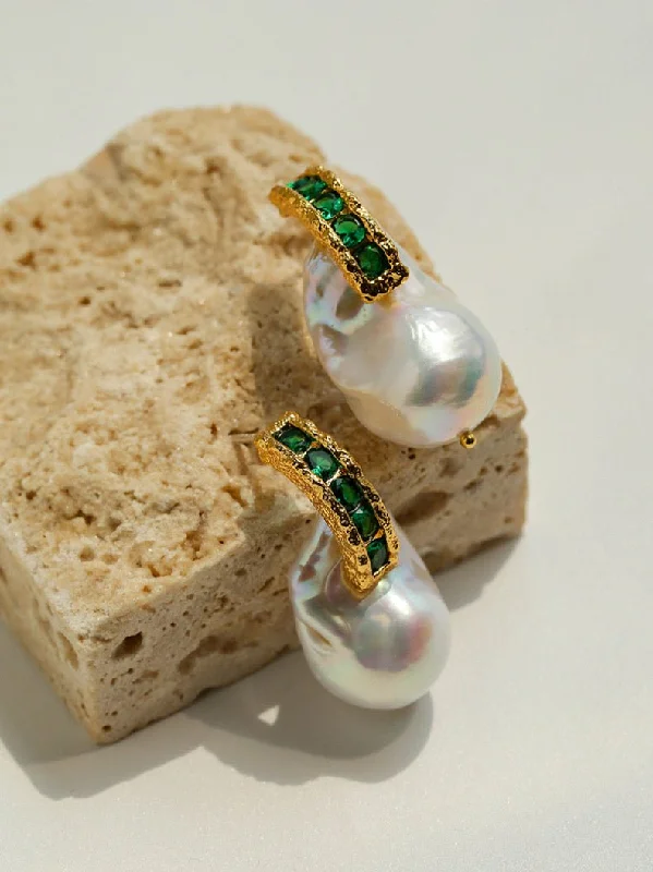 Tiny wing earrings-Vintage Baroque Pearl Emerald Earrings