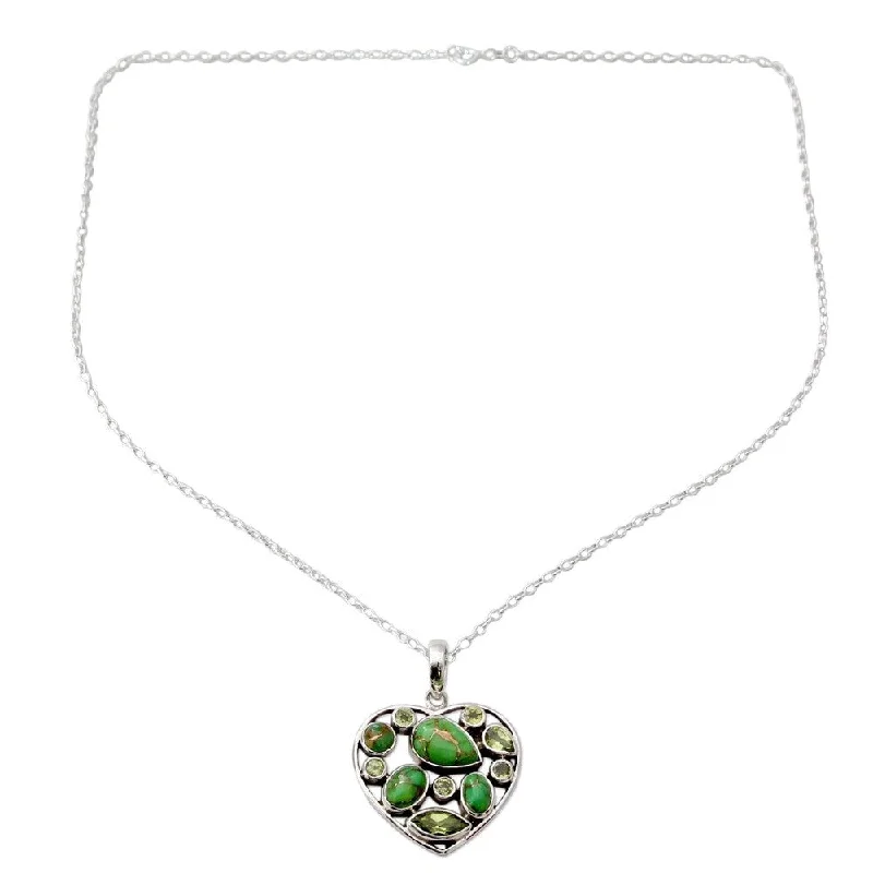 Oval shape necklaces-Peridot Pendant Necklace, 'Green Jaipuri Heart' - 7'6" x 9'6"