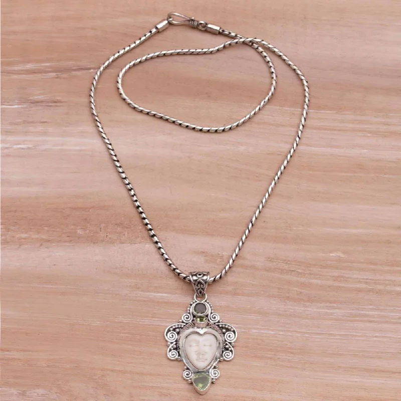 Pixie wing necklaces-Handmade Sterling Silver 'Moonlight Warrior' Peridot Necklace (Indonesia)