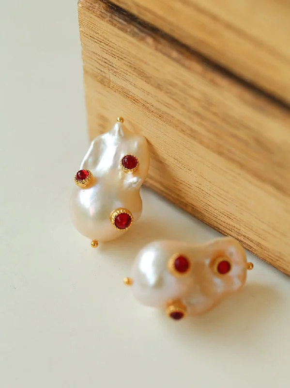 Wide hoop earrings-Handcrafted Baroque Pearls Earrings-Red