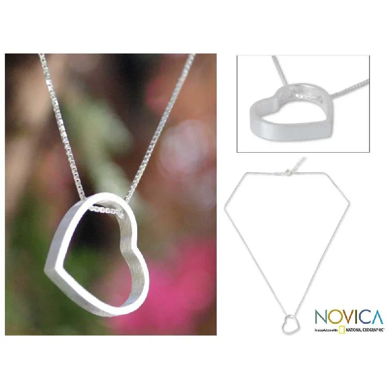 Dainty charm necklaces-Handmade Sterling Silver 'Modern Heart' Necklace (Thailand) - 7'6" x 9'6"