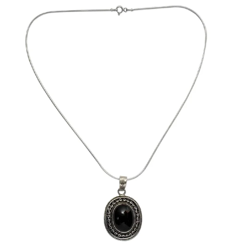 Polished bead necklaces-Onyx Pendant Necklace, 'Tradition' (India) - 7'6" x 9'6"