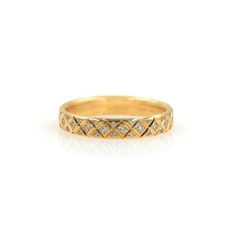 Diamond Criss Cross Band