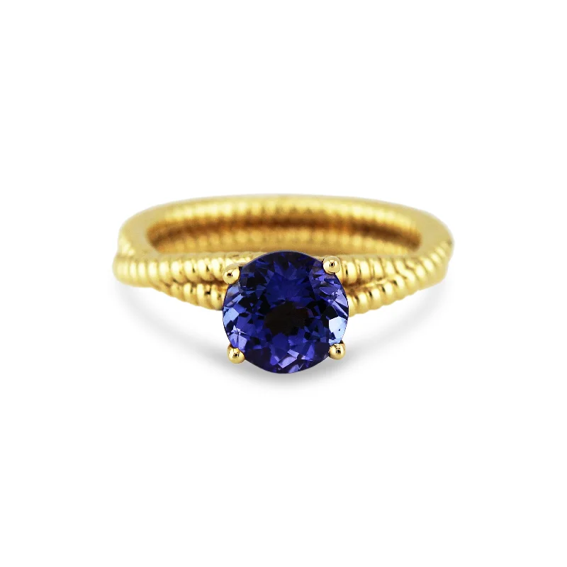 Tanzanite Round Ring In 18K Yellow Gold