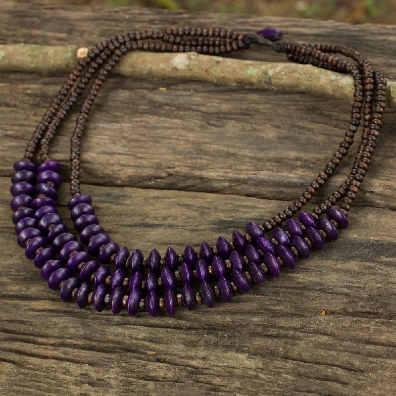 Retro photo necklaces-Handmade Littleleaf Boxwood 'Happy Purple Brown' Necklace (Thailand)